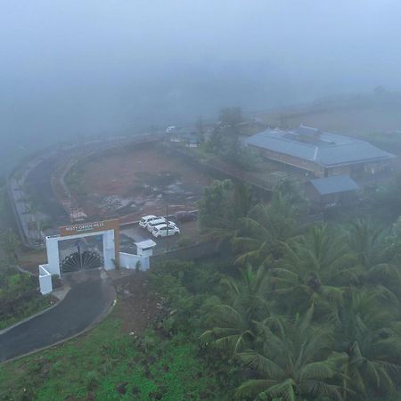 Misty Green Hills Parks & Resorts Kondotty Bagian luar foto