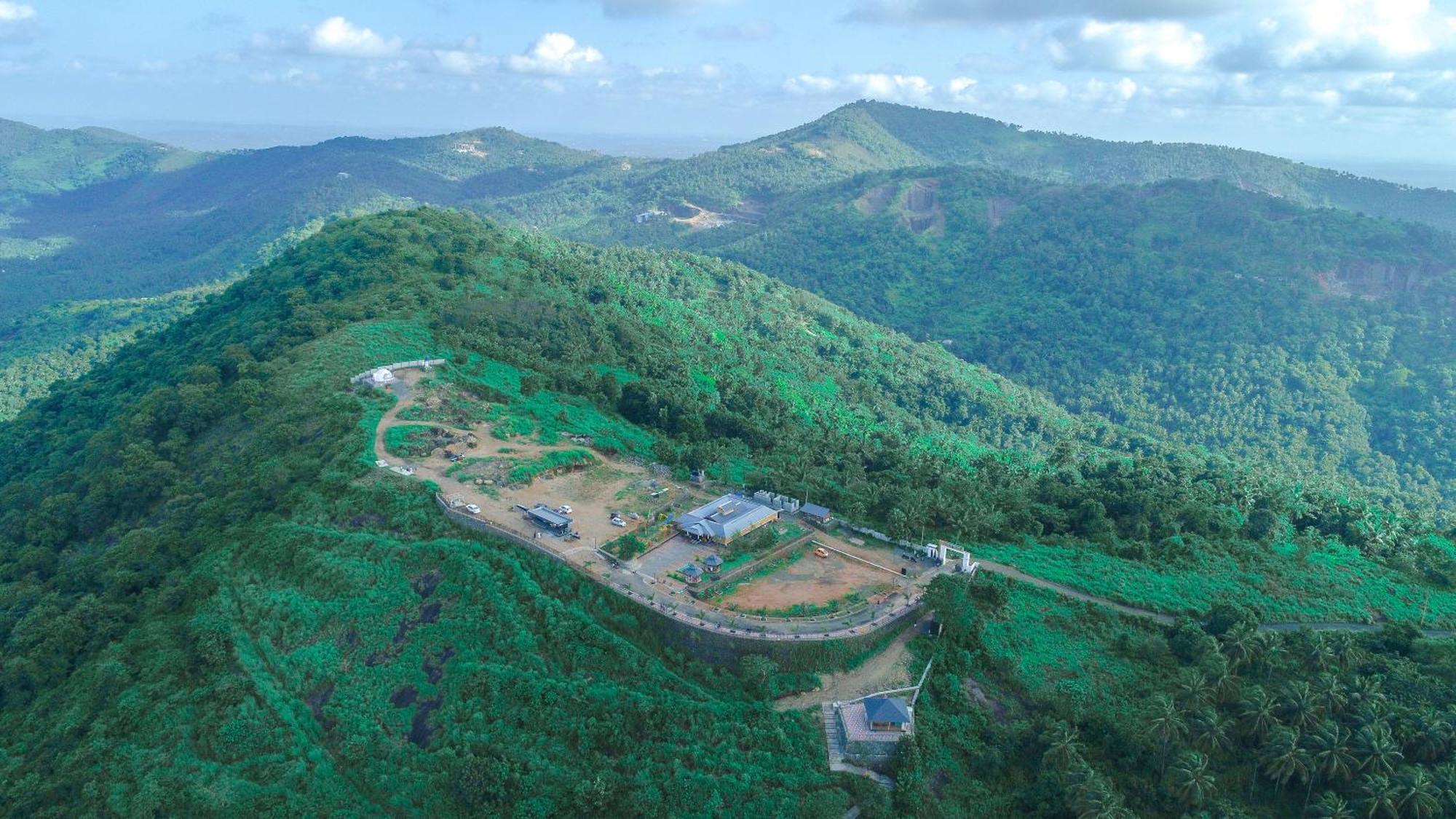 Misty Green Hills Parks & Resorts Kondotty Bagian luar foto