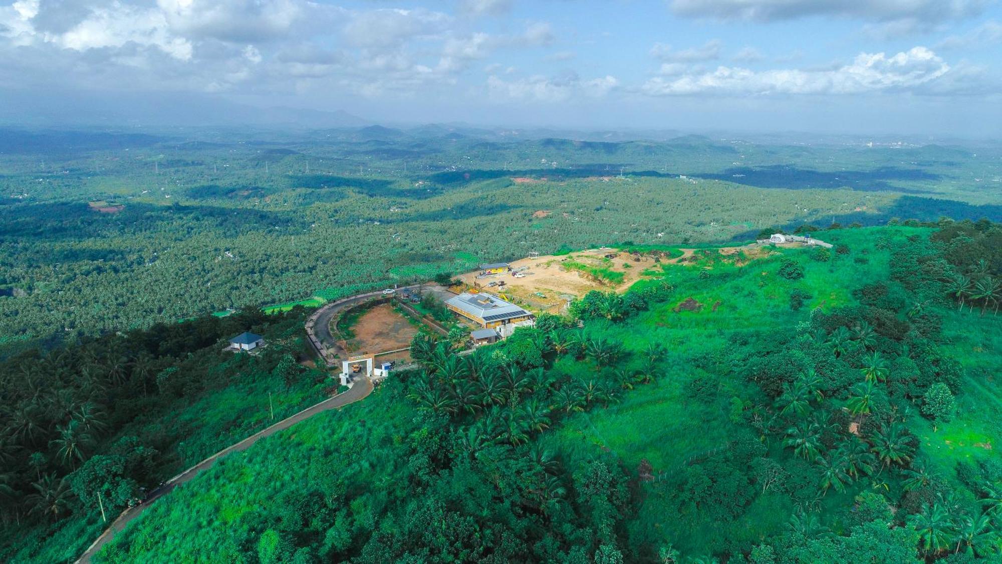 Misty Green Hills Parks & Resorts Kondotty Bagian luar foto