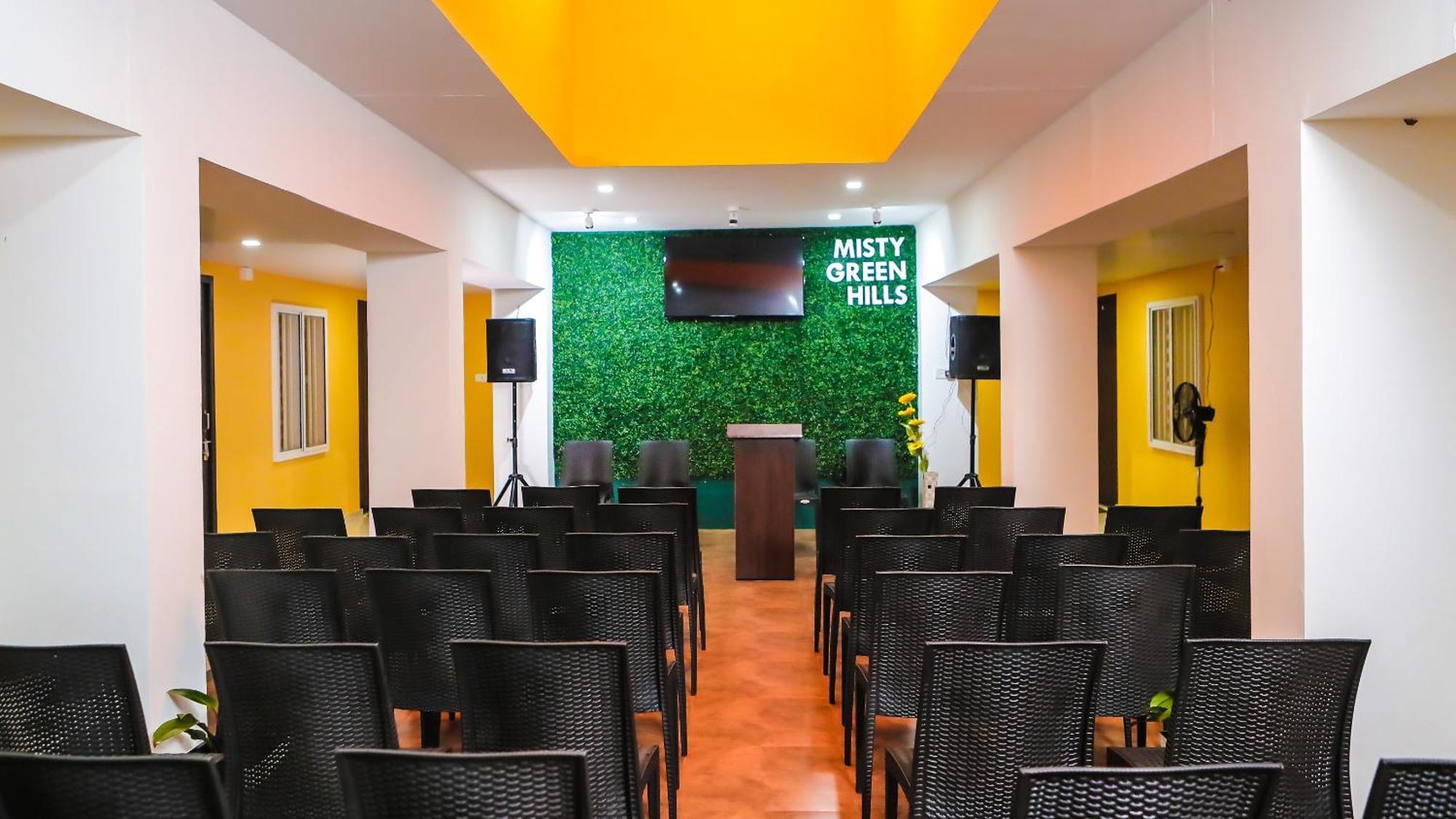 Misty Green Hills Parks & Resorts Kondotty Bagian luar foto
